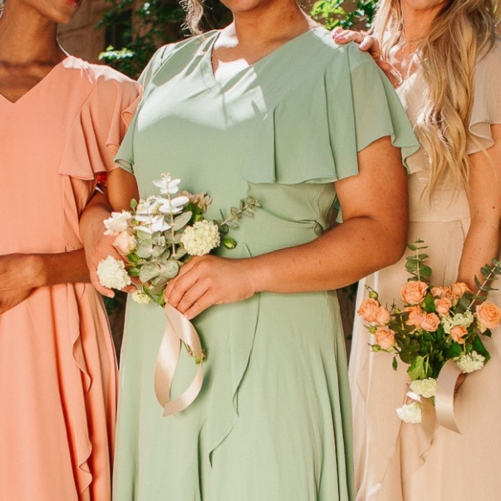 Ivy City Co Sage Green Maxi Dress